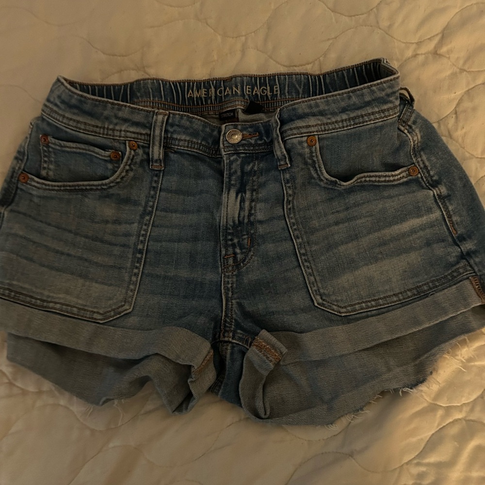 American Eagle Outfitters Women's Light Blue Jean Shorts
